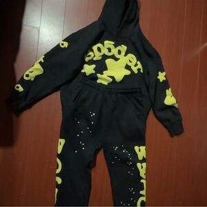 Sp5der Beluga Hoodie
Onyx/Yellow